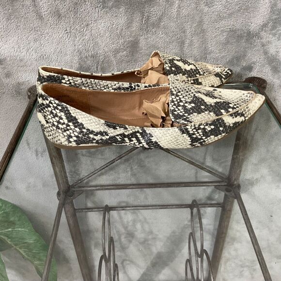 Madden Girl Henie Comfort Flats shoes women’s size 7 Snakeskin print Pointed Toe - Picture 3 of 11